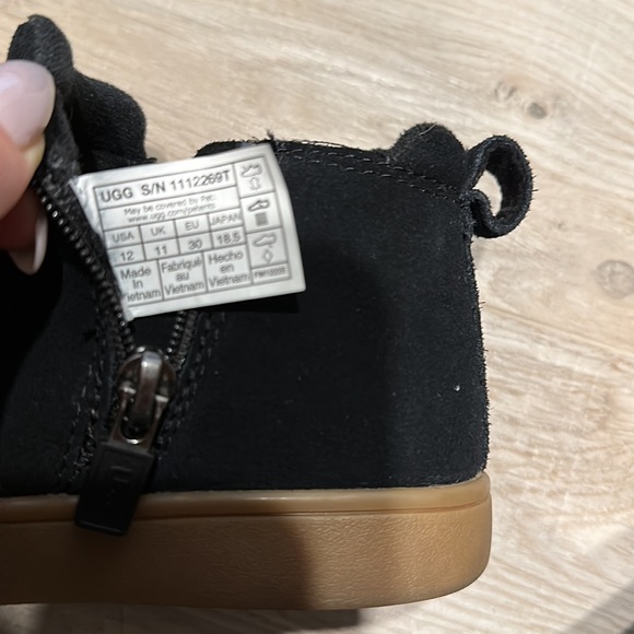 Little Kids Ugg Hamden Boot (12) - Picture 5 of 5